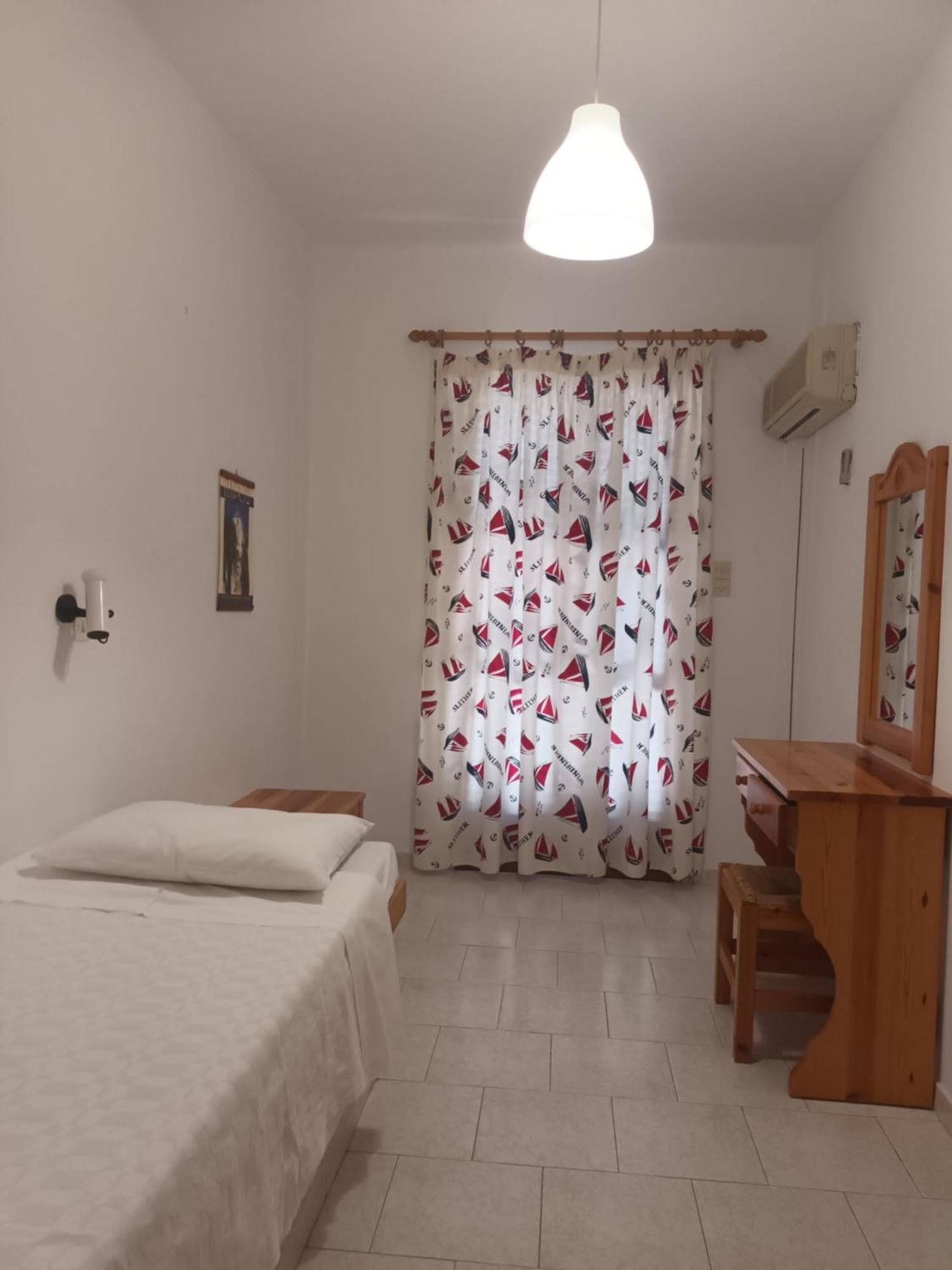 Holidays In Paros * Alikí